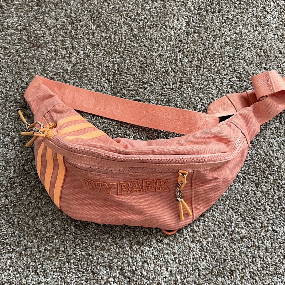 Ivy Park Fanny Pack NWOT